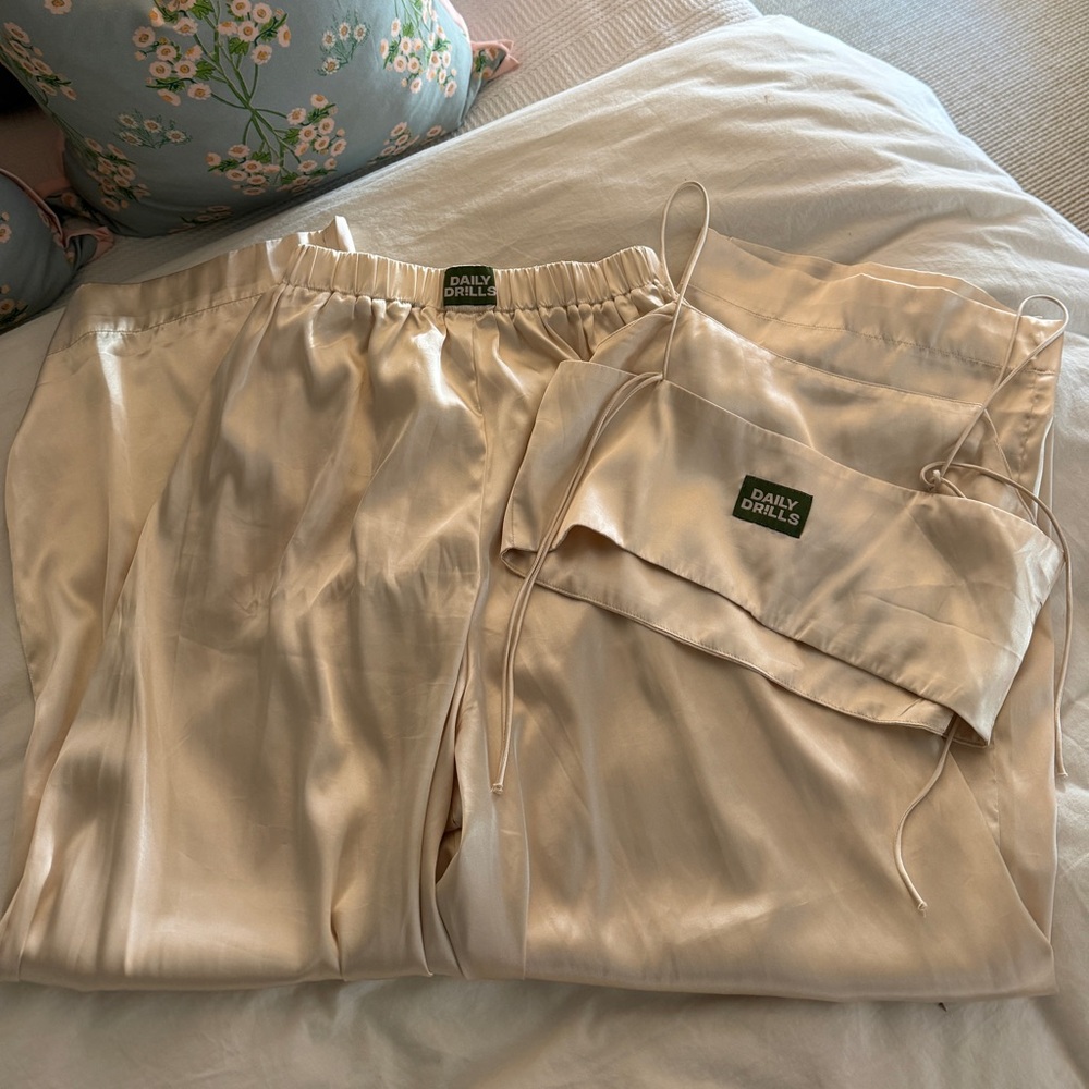Daily Drills satin lounge set (pants and top sold together, both size XS/S)